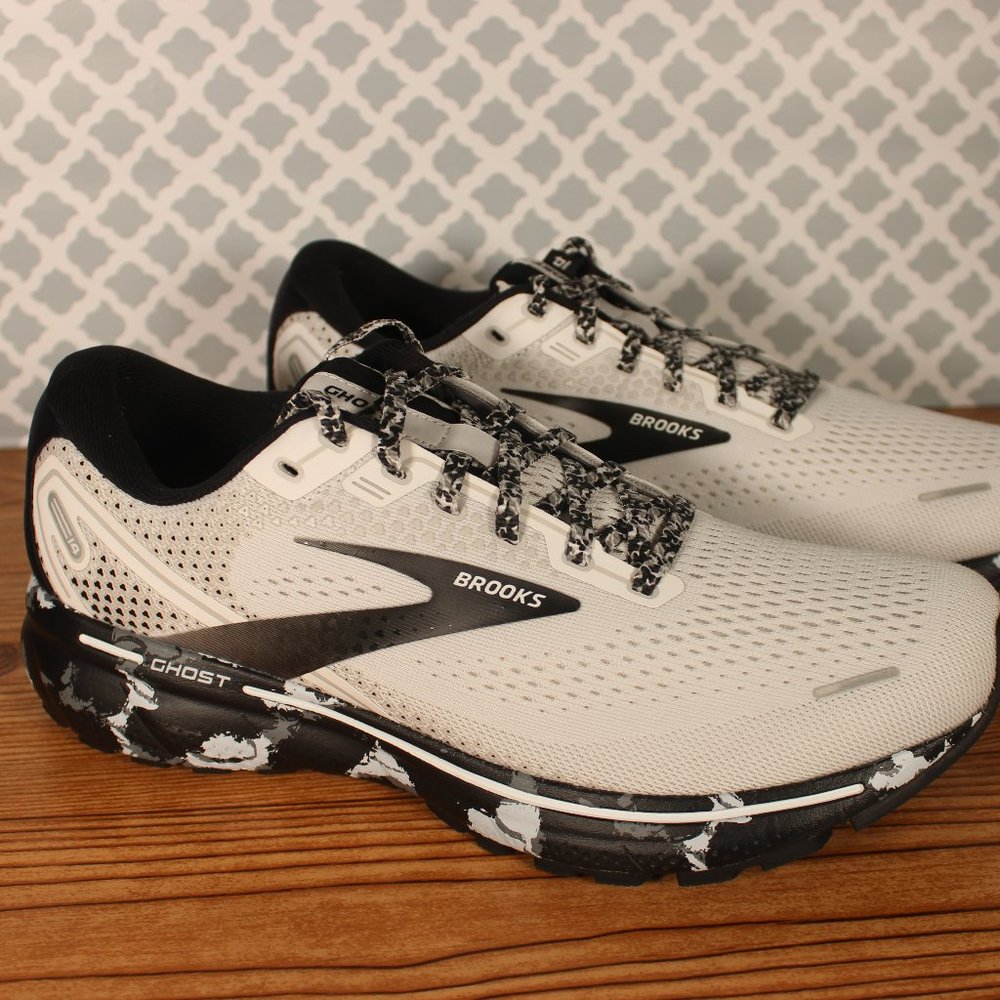 Brooks Ghost 14 Women’s Athletic Running Shoes Size 11